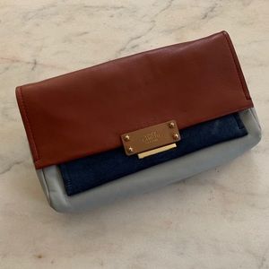 Vince Comuto color block clutch with chain